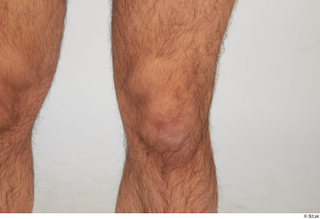 Jorge knee nude 0003.jpg